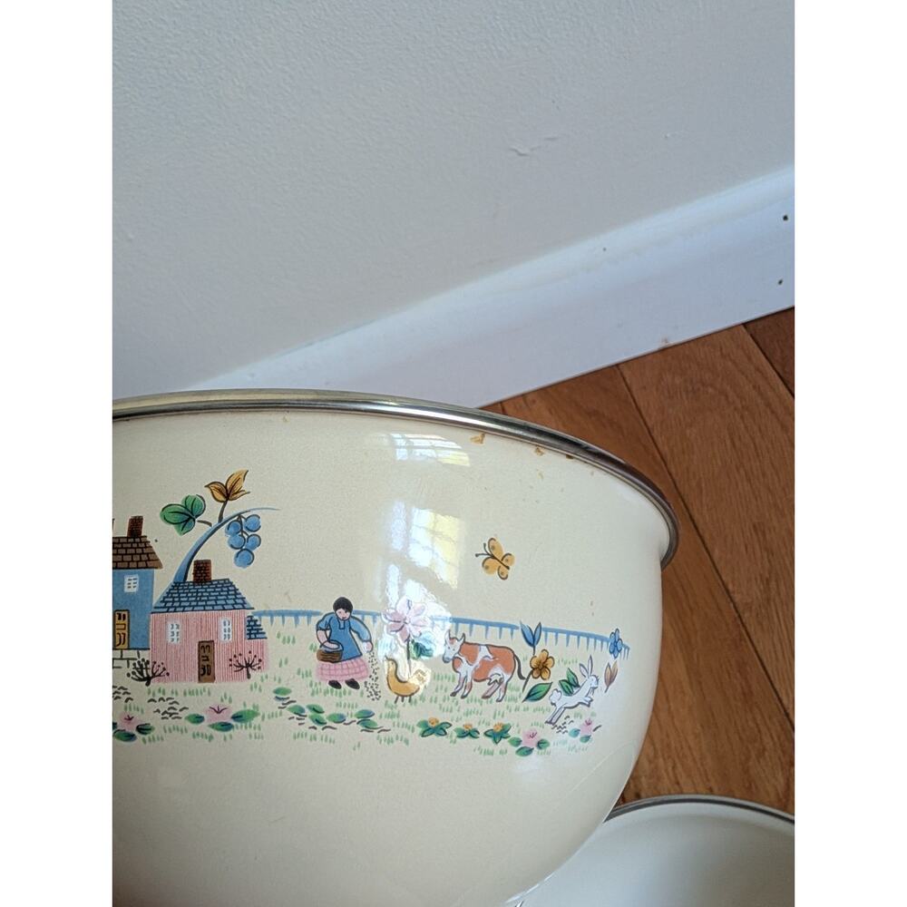 International Heartland Enamel Nesting Bowls 3 Set Farmhouse Cottage Excellent - Picture 7 of 10